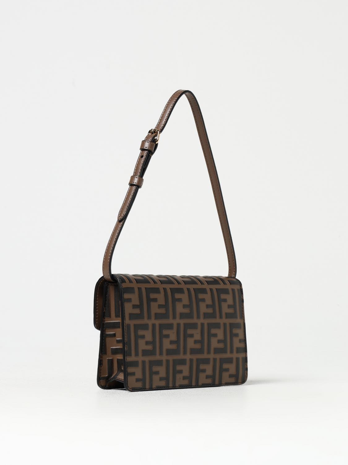 Giglio Borsa wallet FF Diamonds Fendi in pelle con monogram FF all over Saldi Di Fabbrica