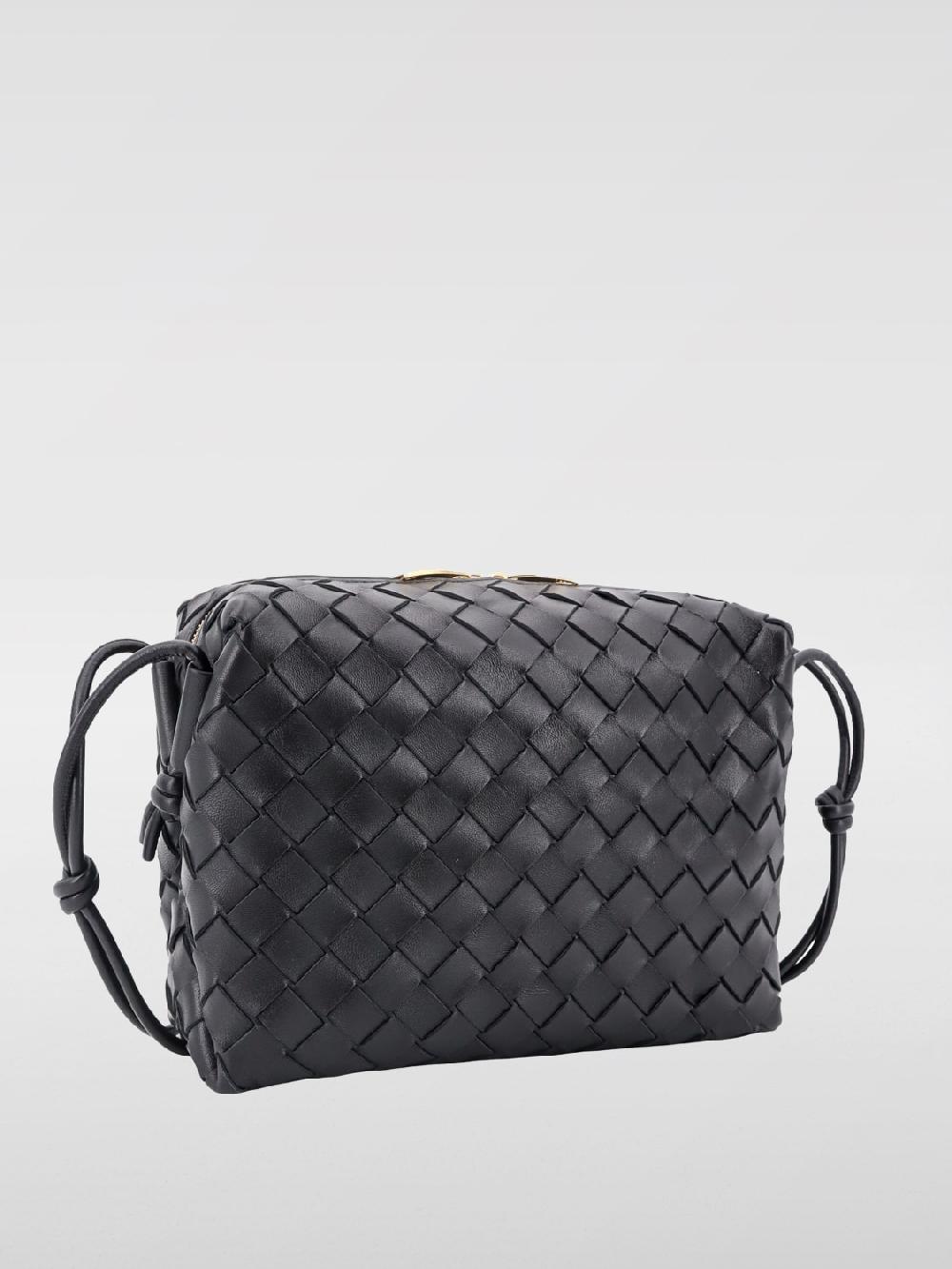 Giglio Borsa Loop Camera Bag Bottega Veneta in nappa intrecciata Online
