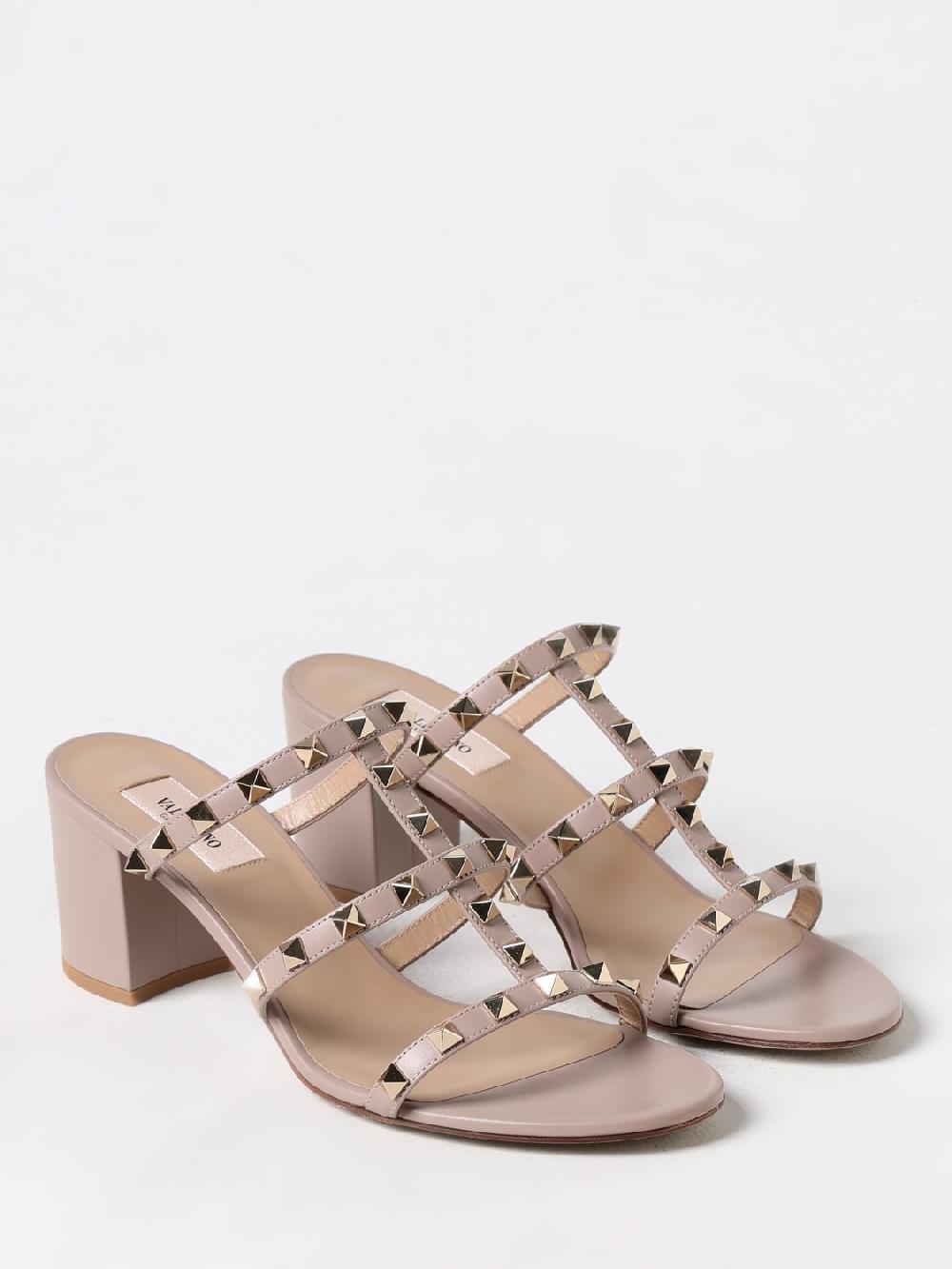 Giglio Sandalo Rockstud Valentino Garavani in nappa Pezzi Unici