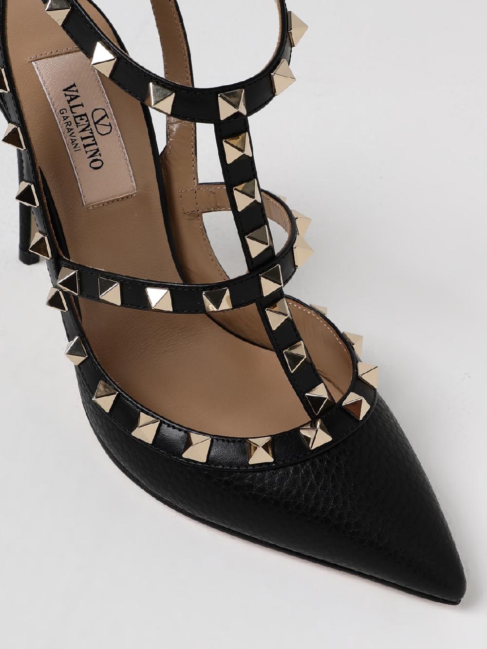 Giglio Pump Rockstud Valentino Garavani in pelle a grana Acquista Ora