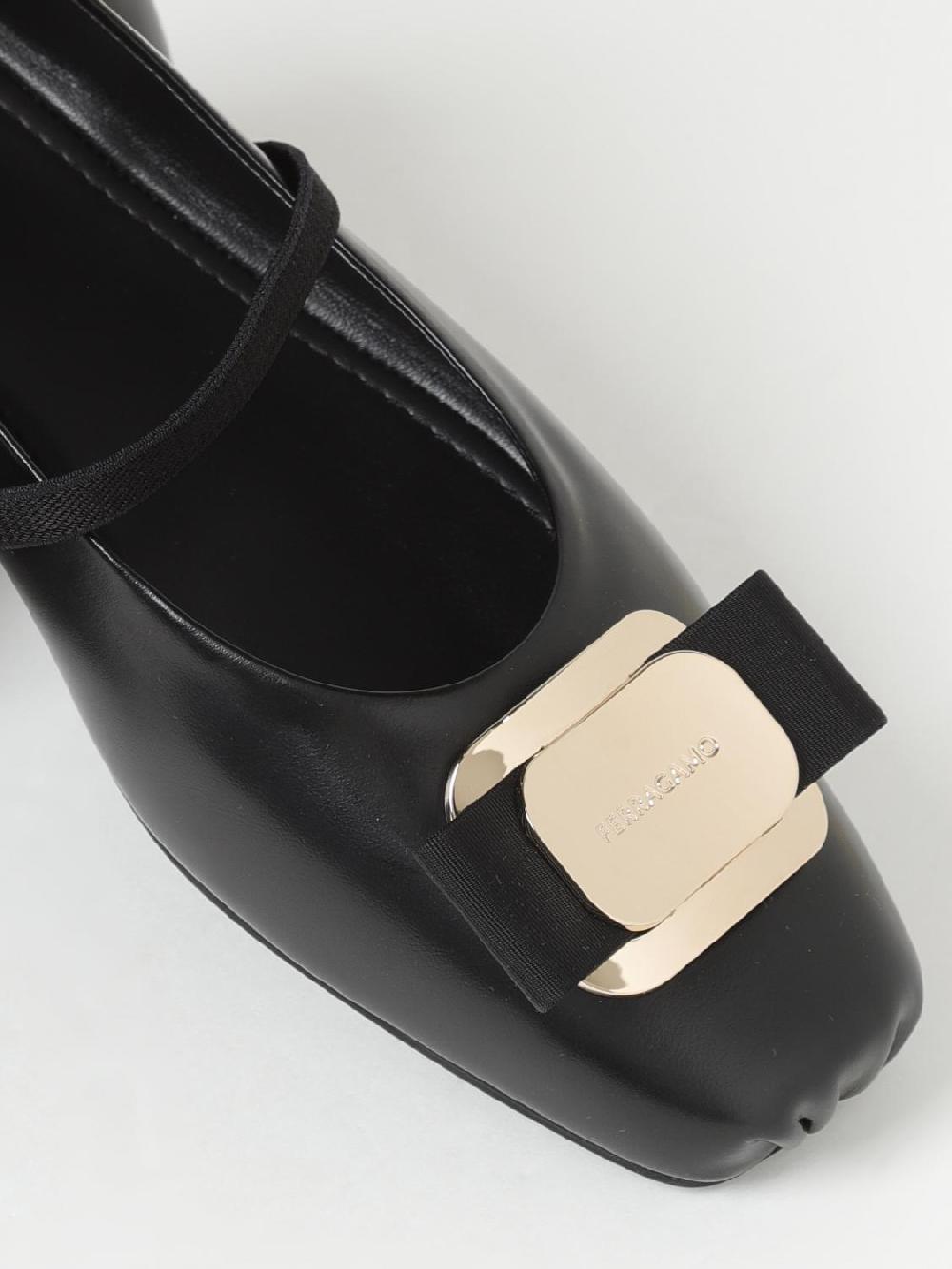 Giglio Ballerina New Vara Ferragamo in pelle Online