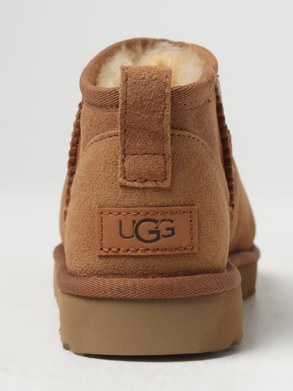 Giglio Stivaletto Classic Ultra Mini UGG in camoscio Vendite Flash