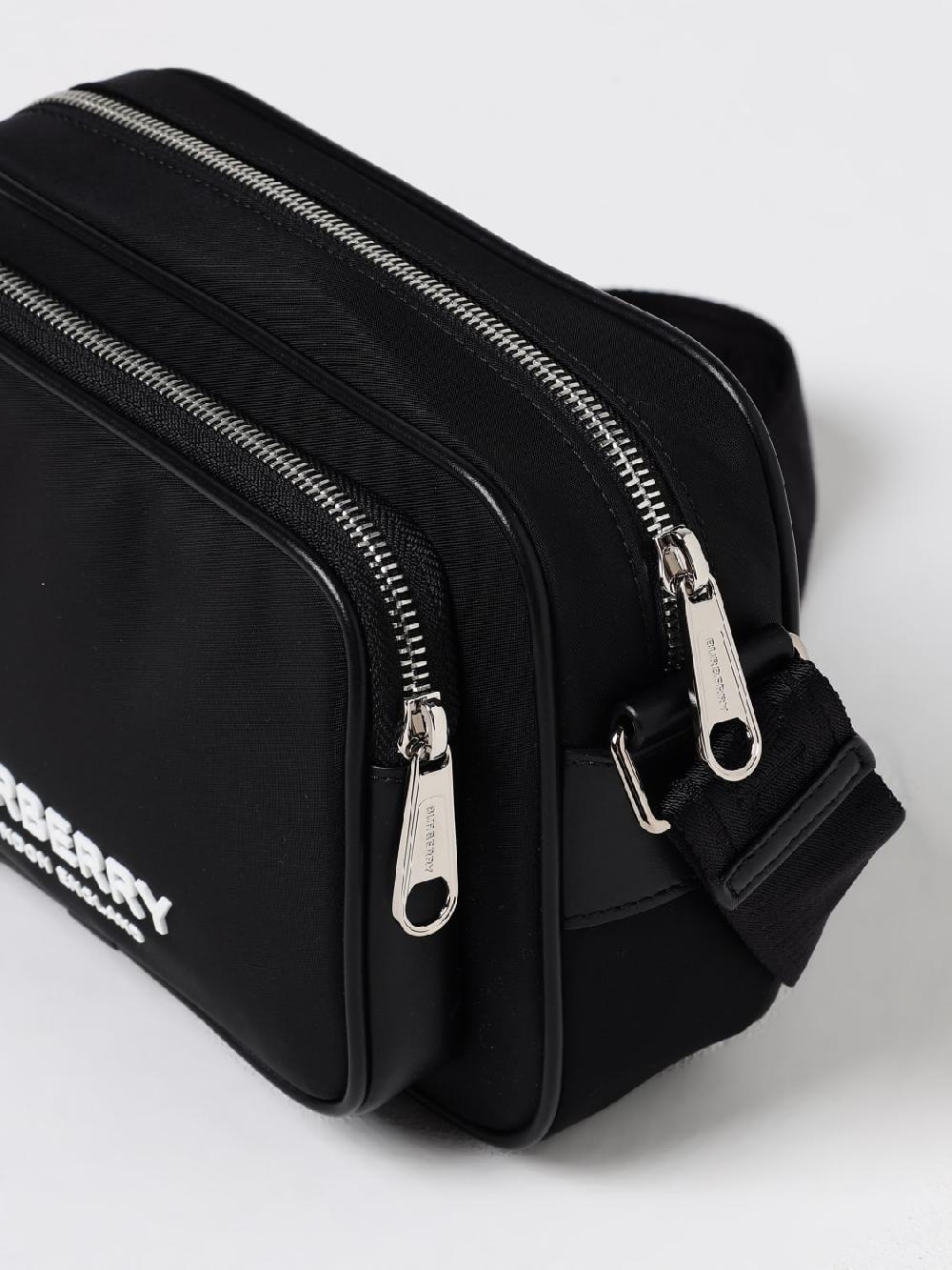 Giglio Borsa Burberry in nylon Duty-free