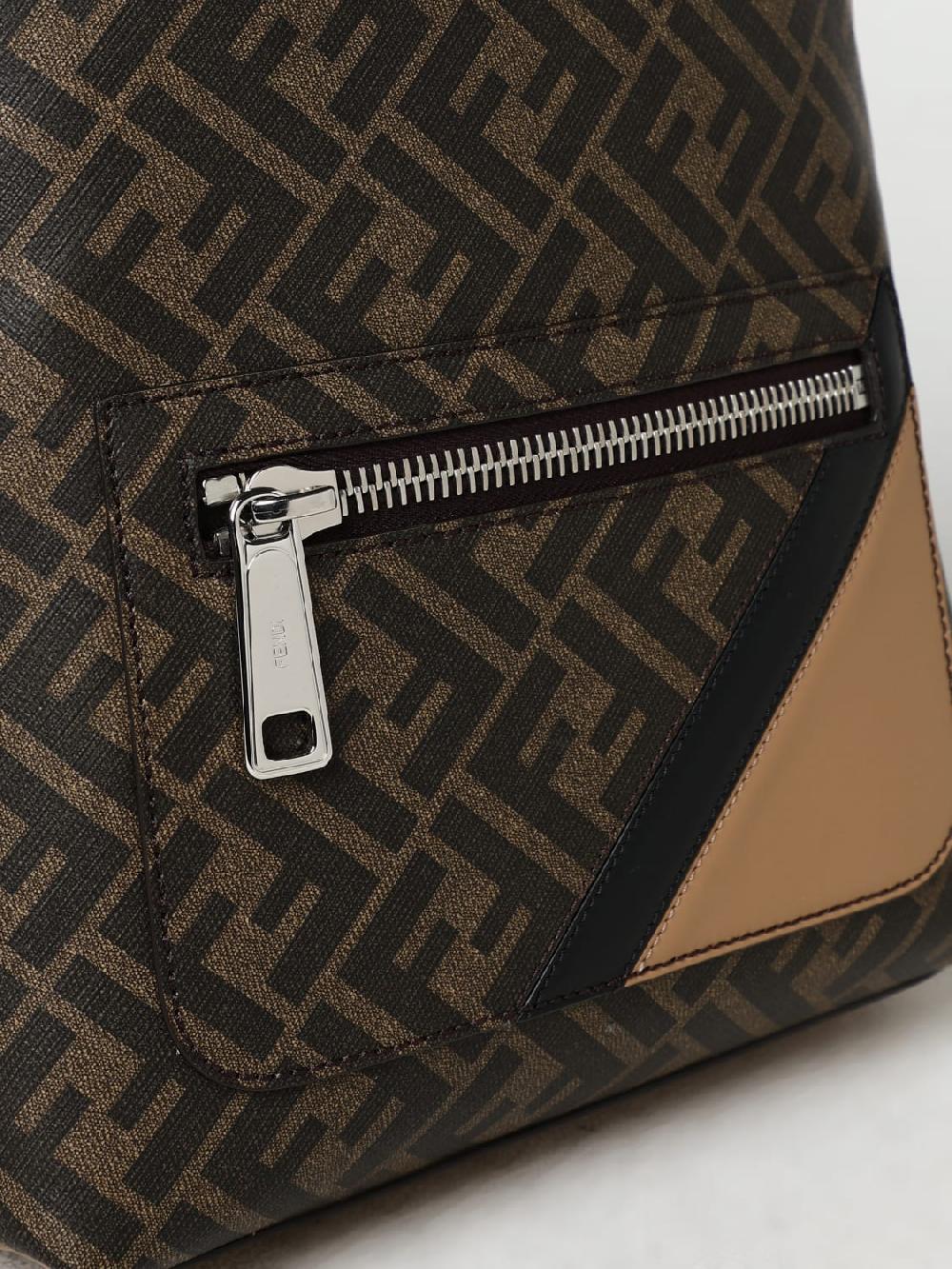 Giglio Zaino Diagonal Fendi in tessuto spalmato con monogram FF all over Italy
