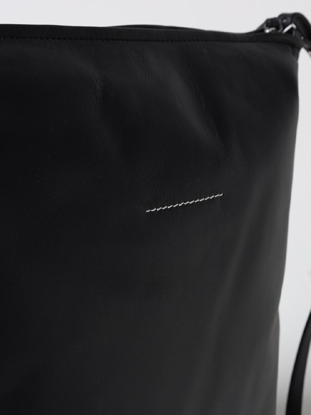 Giglio Clutch Pillow MM6 Maison Margiela in pelle In Saldo