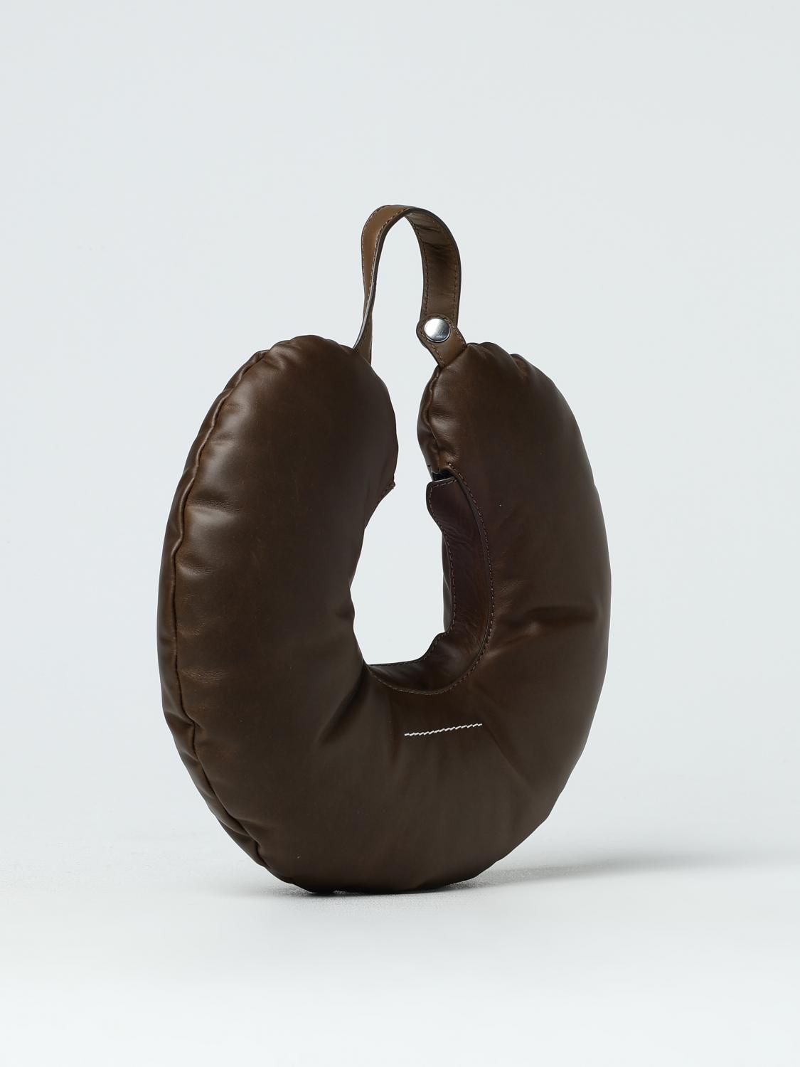Giglio Borsa Travel Pillow MM6 Maison Margiela in pelle Offerta esclusiva