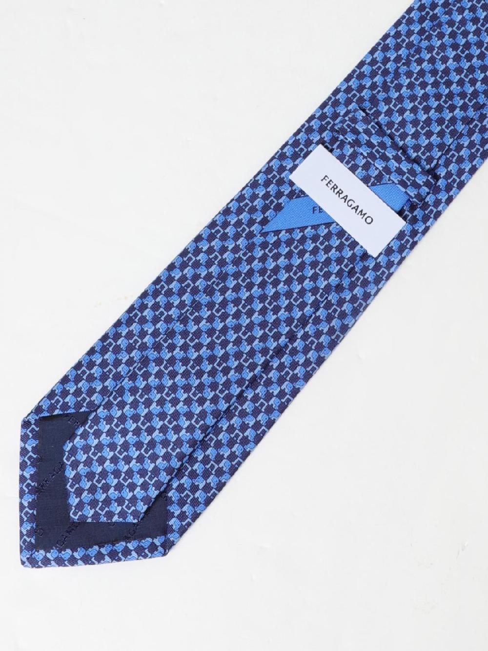 Giglio Cravatta Ferragamo in seta jacquard Offerte speciali