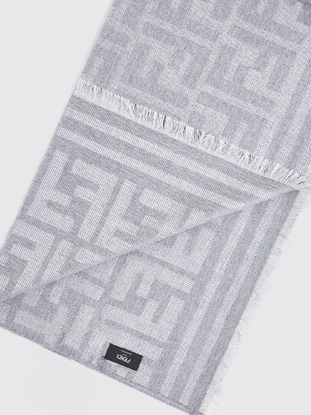 Giglio Sciarpa FF Fendi in lana vergine Promozione Limitata