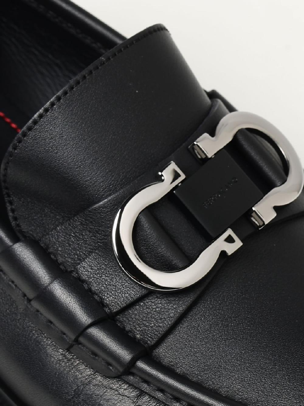 Giglio Mocassino Gancini Ferragamo in pelle 50% di sconto per tempo limitato