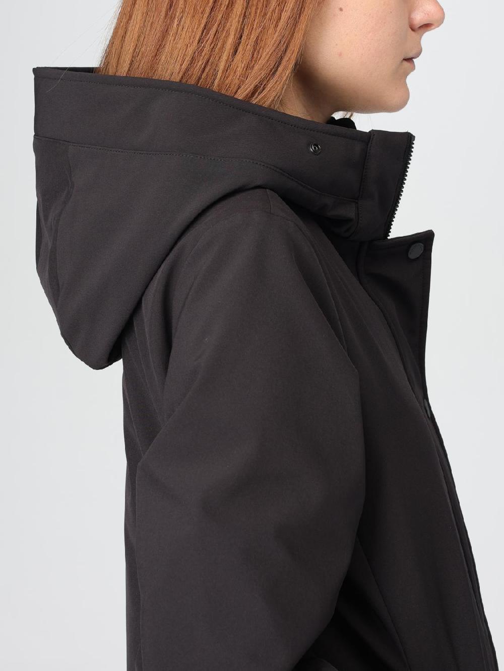 Giglio Cappotto Woolrich in nylon Smaltimento dello stoccaggio