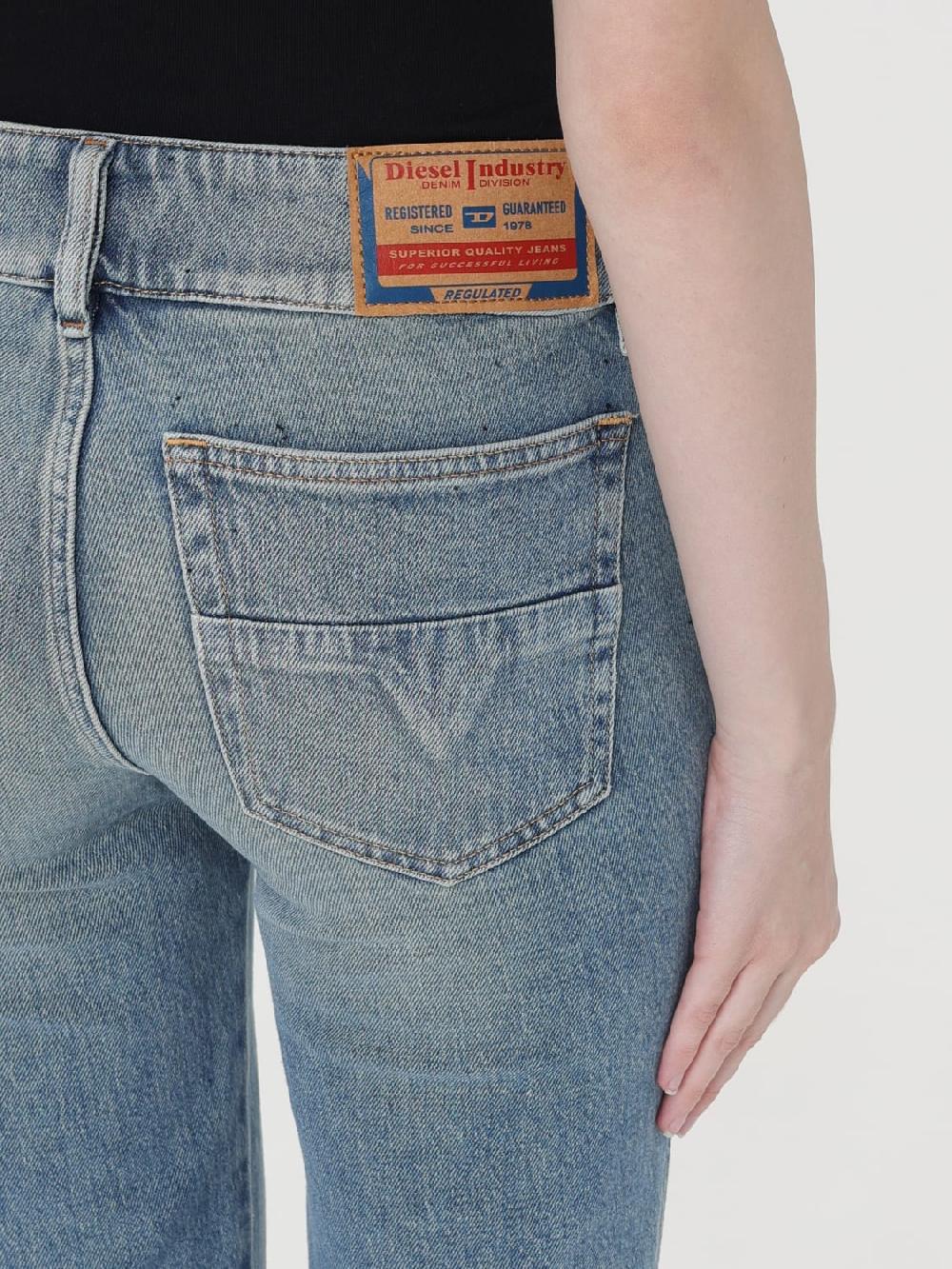 Giglio Jeans svasati D-Hush a vita bassa Diesel Trasporto libero internazionale
